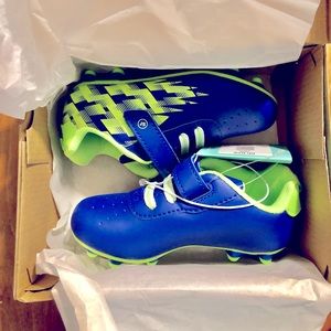Toddler cleats
